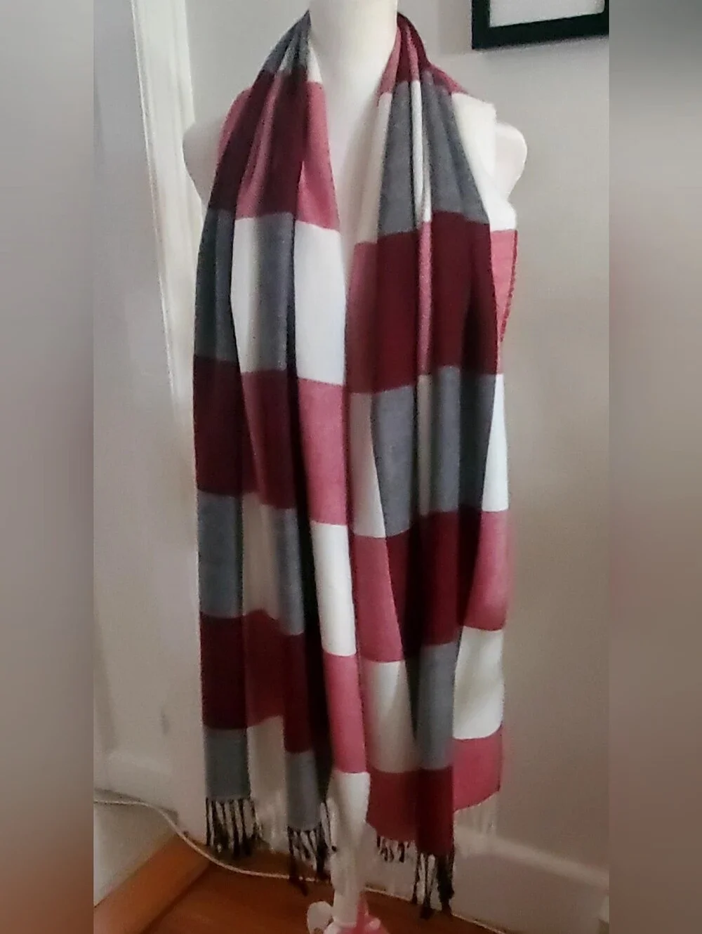 Banana Republic Red and White Striped Knit Scarf